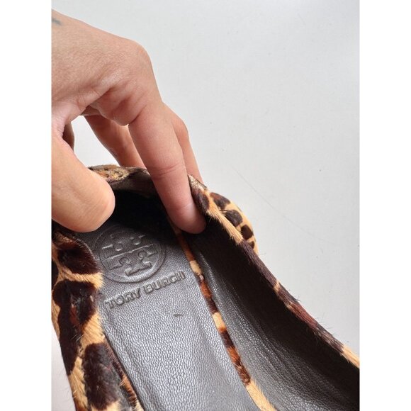 TORY BURCH Reva Leopard Calf Hair Leather Gold Medallion Ballet Flats, Size 9 - Picture 3 of 15